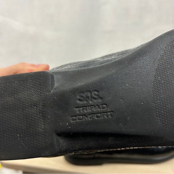 SAS - Simplify Black Leather Slip On Loafers Size 9 - Picture 5 of 5